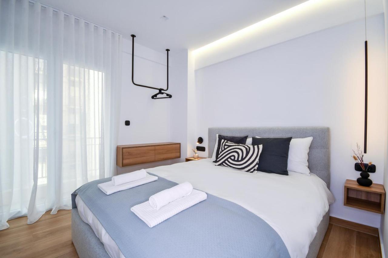 Luxury Downtown Apartment C2 テッサロニキ エクステリア 写真