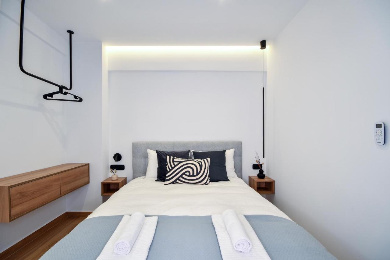 Luxury Downtown Apartment C2 テッサロニキ エクステリア 写真
