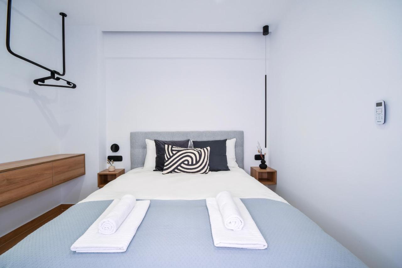 Luxury Downtown Apartment C2 テッサロニキ エクステリア 写真