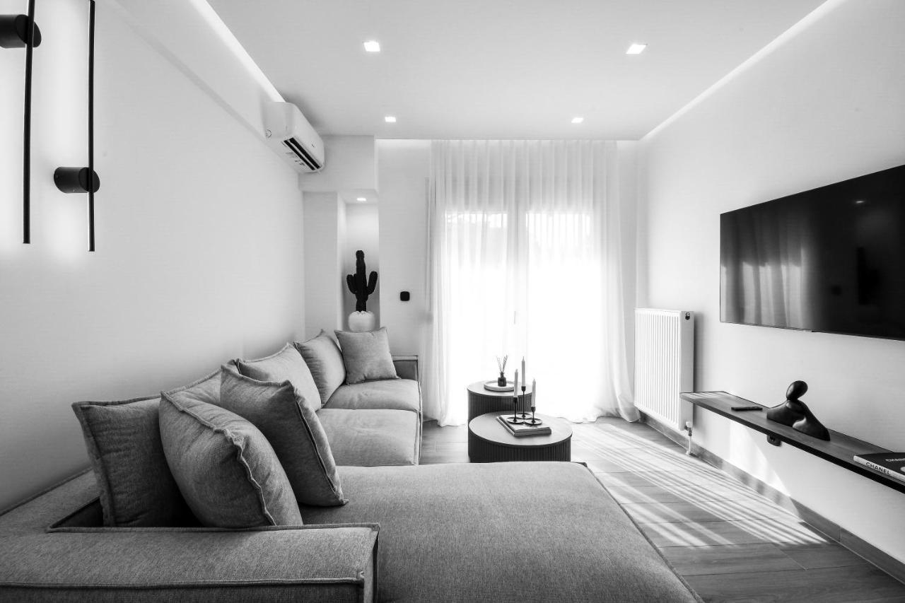 Luxury Downtown Apartment C2 テッサロニキ エクステリア 写真